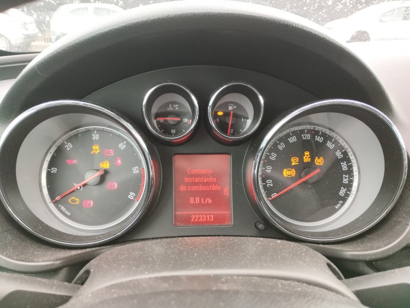 Recambio de cuadro instrumentos para opel insignia sports tourer sport referencia OEM IAM 20970764  