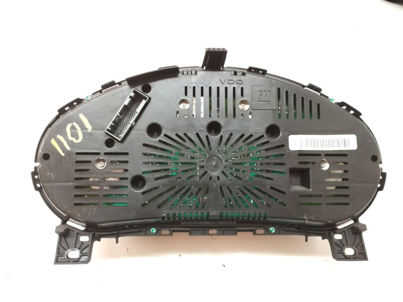 Recambio de cuadro instrumentos para opel insignia sports tourer sport referencia OEM IAM 20970764  