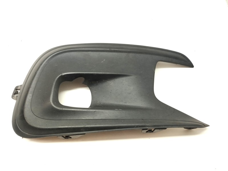 Recambio de rejilla paragolpes derecha para citroën c4 picasso rip curl referencia OEM IAM 9814362780  