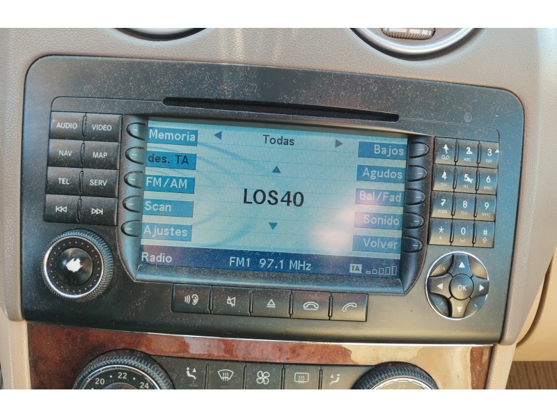 Recambio de pantalla multifuncion para mercedes-benz clase m (w164) 3.0 cdi cat referencia OEM IAM   
							