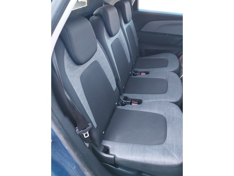 Recambio de asientos trasero derecho para citroën c4 picasso rip curl referencia OEM IAM    Recambio de asientos trasero derecho para citroën c4 picasso rip curl referencia OEM IAM