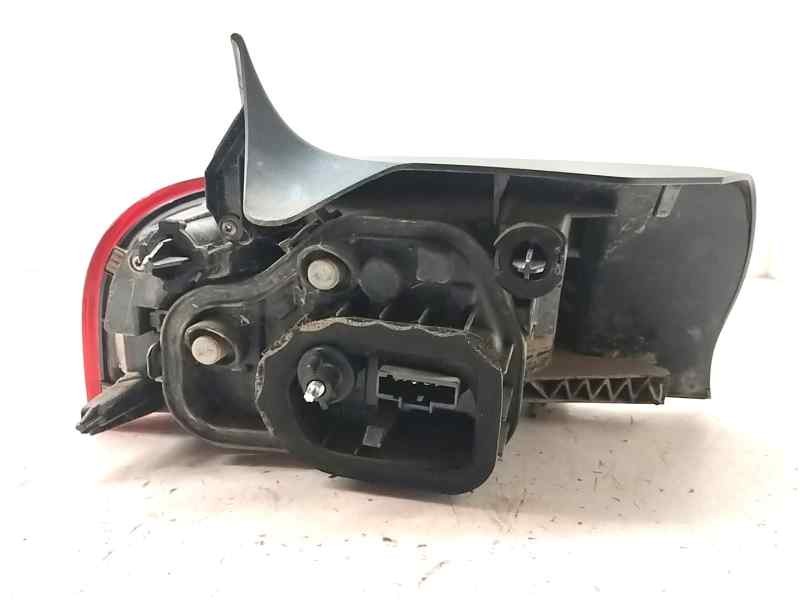 Recambio de piloto trasero derecho para citroën c4 cactus 1.2 12v e-thp / puretech referencia OEM IAM 9823950280  