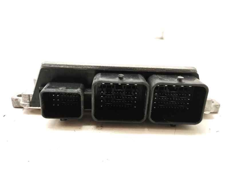 Recambio de centralita motor uce para citroën c3 1.2 vti 82 cv referencia OEM IAM 9811545080  
							