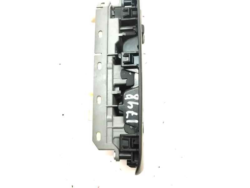 Recambio de mando elevalunas delantero izquierdo para toyota auris 2.0 d-4d 126 cv referencia OEM IAM 7423202550  