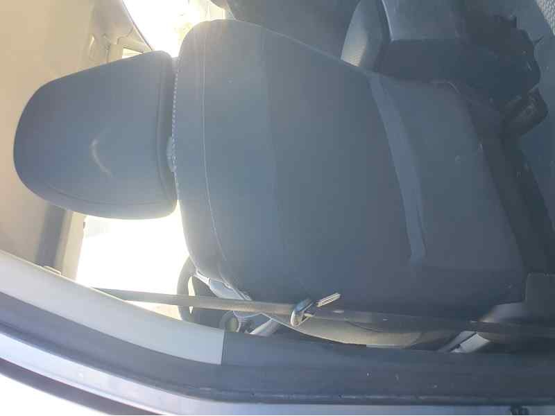 Recambio de asiento delantero izquierdo para toyota auris 2.0 d-4d 126 cv referencia OEM IAM   