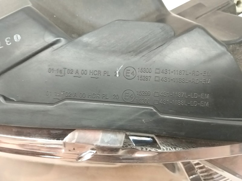 Recambio de faro izquierdo para ford fiesta (cb1) titanium referencia OEM IAM 4311187L  