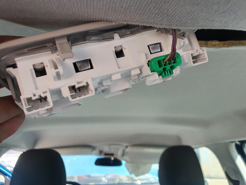 Recambio de luz interior para citroën c4 cactus 1.2 12v e-thp / puretech referencia OEM IAM   
							