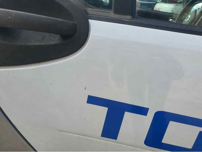 Recambio de puerta delantera derecha para smart coupe 1.0 12v mhd 71 cv referencia OEM IAM   