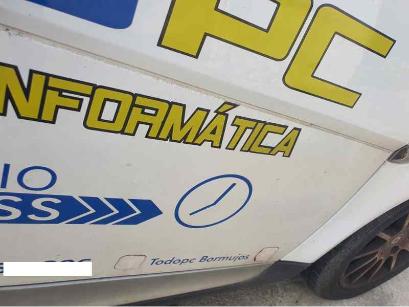 Recambio de puerta delantera derecha para smart coupe 1.0 12v mhd 71 cv referencia OEM IAM   