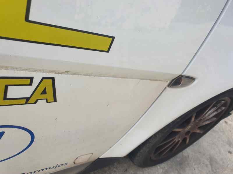 Recambio de puerta delantera derecha para smart coupe 1.0 12v mhd 71 cv referencia OEM IAM   