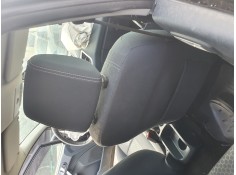 Recambio de asiento delantero derecho para ford fiesta (cb1) titanium referencia OEM IAM    2