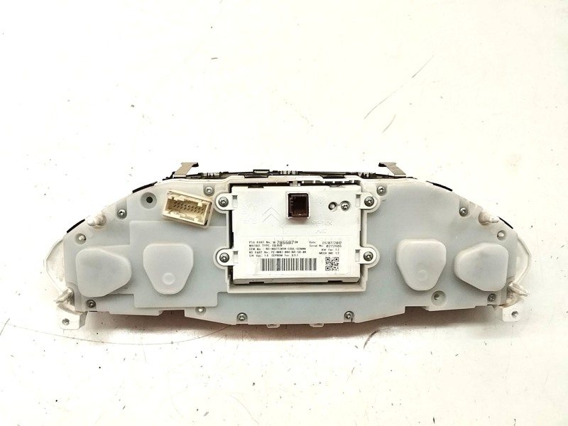 Recambio de cuadro instrumentos para peugeot 208 1.6 16v hdi fap referencia OEM IAM 9678558780  