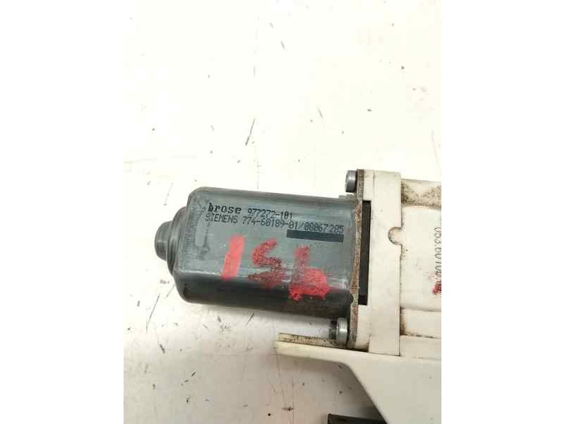 Recambio de motor elevalunas delantero derecho para audi q7 (4l) 3.0 v6 24v tdi referencia OEM IAM 977272101  
							