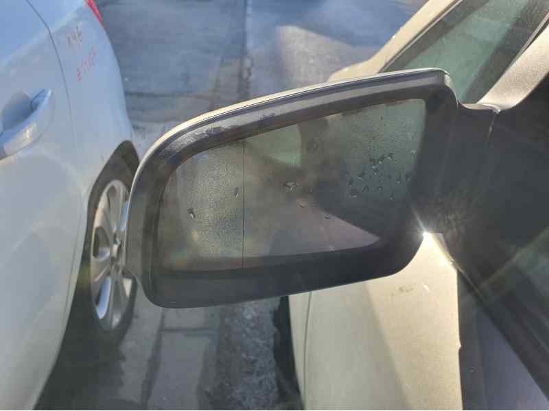 Recambio de retrovisor izquierdo para opel zafira b 1.9 cdti 16cv referencia OEM IAM   