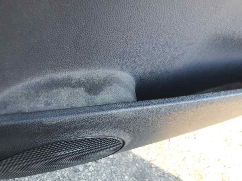 Recambio de guarnecido puerta delantera derecha para opel zafira b 1.9 cdti 16cv referencia OEM IAM   