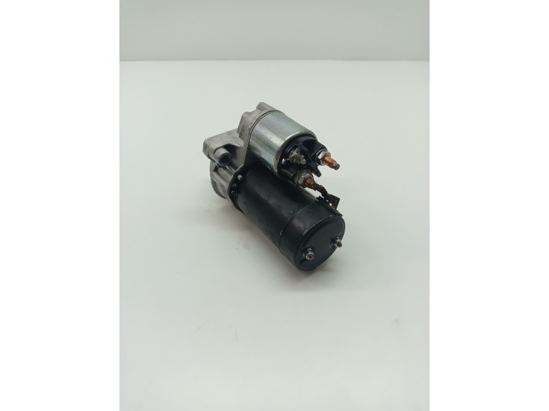 Recambio de motor arranque para peugeot 206 berlina 1.4 hdi referencia OEM IAM 113254  