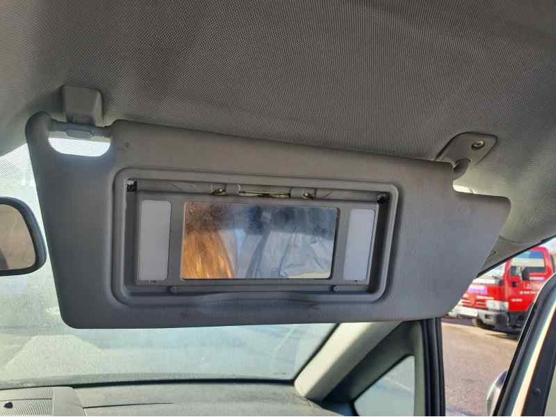 Recambio de parasol derecho para opel zafira b 1.9 cdti 16cv referencia OEM IAM   