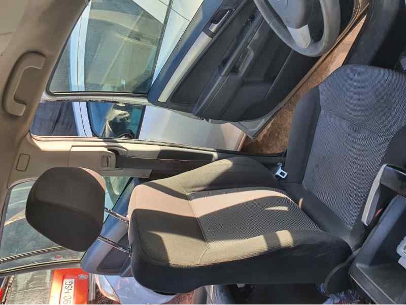 Recambio de asiento delantero izquierdo para opel zafira b 1.9 cdti 16cv referencia OEM IAM   