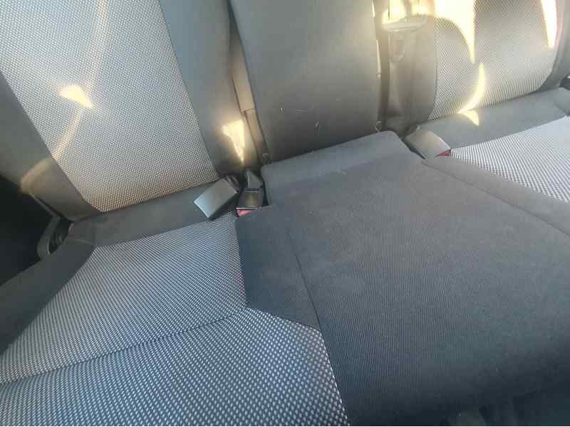Recambio de asientos traseros para opel zafira b 1.9 cdti 16cv referencia OEM IAM   