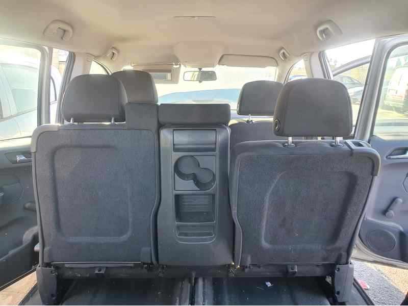 Recambio de asientos traseros para opel zafira b 1.9 cdti 16cv referencia OEM IAM   