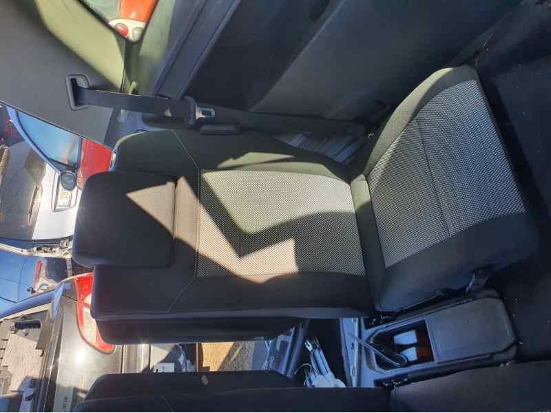 Recambio de asientos tercera fila para opel zafira b 1.9 cdti 16cv referencia OEM IAM   
							