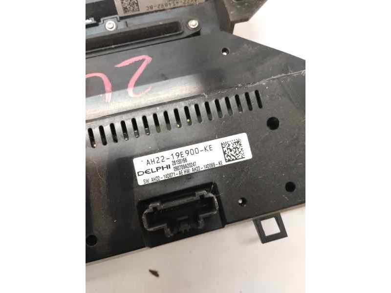 Recambio de mando climatizador para land rover discovery 4 tdv6 hse referencia OEM IAM AH2219E900KE  