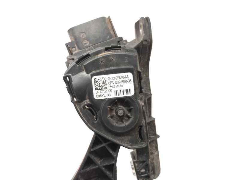 Recambio de pedal acelerador para land rover discovery 4 tdv6 hse referencia OEM IAM AH229F836AA  