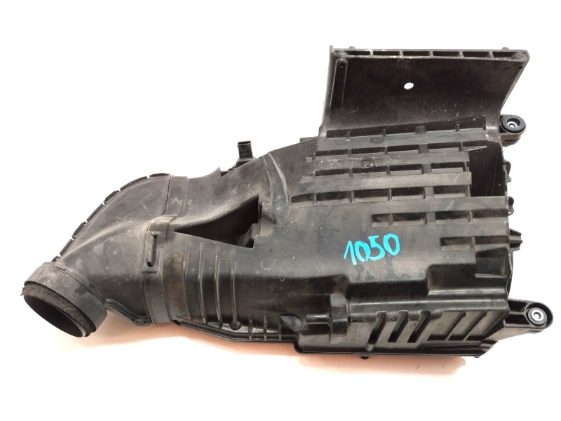 Recambio de filtro aire para mercedes-benz clase c (w203) sportcoupe 1.8 cat referencia OEM IAM A2710900901  