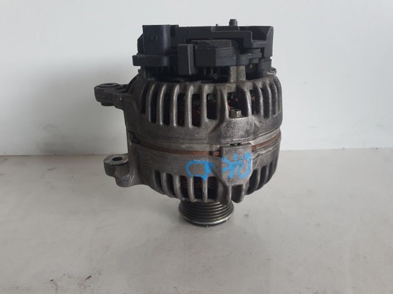 Recambio de alternador para audi a3 (8p) 2.0 tdi referencia OEM IAM 06F903023F  