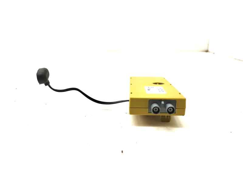 Recambio de antena para land rover discovery 4 tdv6 hse referencia OEM IAM 5H2218K891KA  