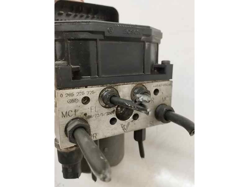 Recambio de abs para toyota avensis berlina (t25) 2.2 d-4d cat referencia OEM IAM 0265225325  