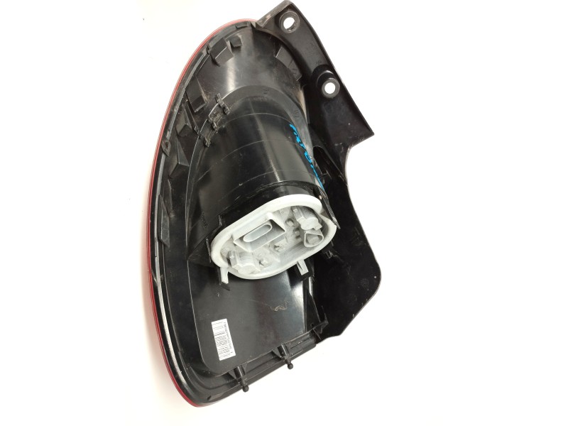 Recambio de piloto trasero izquierdo para fiat bravo (198) 1.9 8v jtd cat referencia OEM IAM    Recambio de piloto trasero izquierdo para fiat bravo (198) 1.9 8v jtd cat referencia OEM IAM