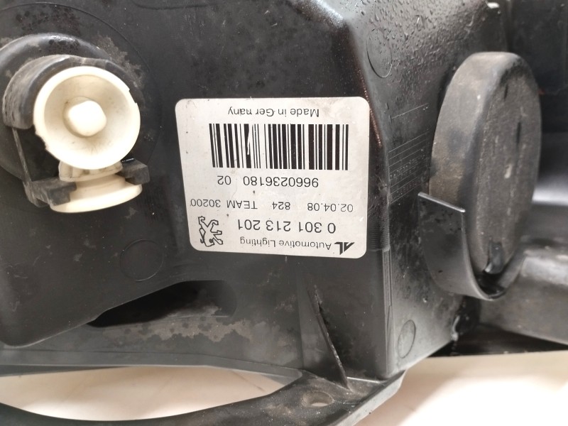 Recambio de faro izquierdo para peugeot 407 1.6 hdi fap cat (9hz / dv6ted4) referencia OEM IAM 9660236180  