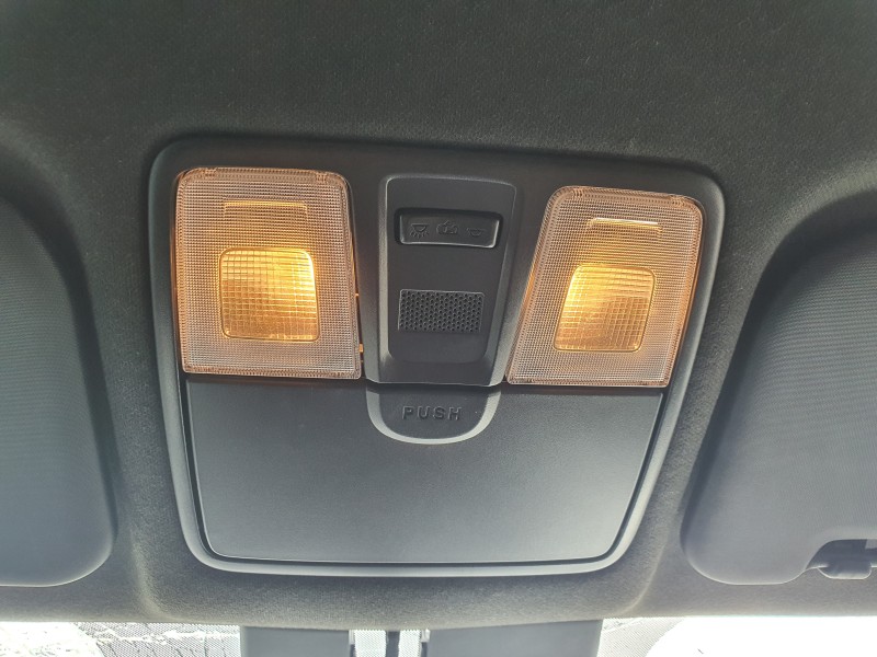 Recambio de luz interior para hyundai i20 essence referencia OEM IAM 92800C7XXX  