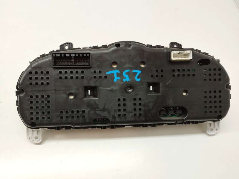 Recambio de cuadro instrumentos para hyundai i30 1.4 cat referencia OEM IAM 940032R010  