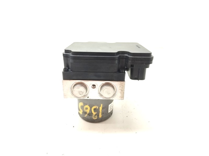 Recambio de abs para hyundai i20 essence referencia OEM IAM C858924650  