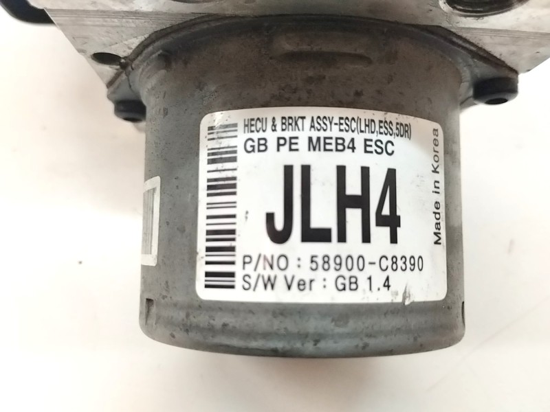 Recambio de abs para hyundai i20 essence referencia OEM IAM C858924650  