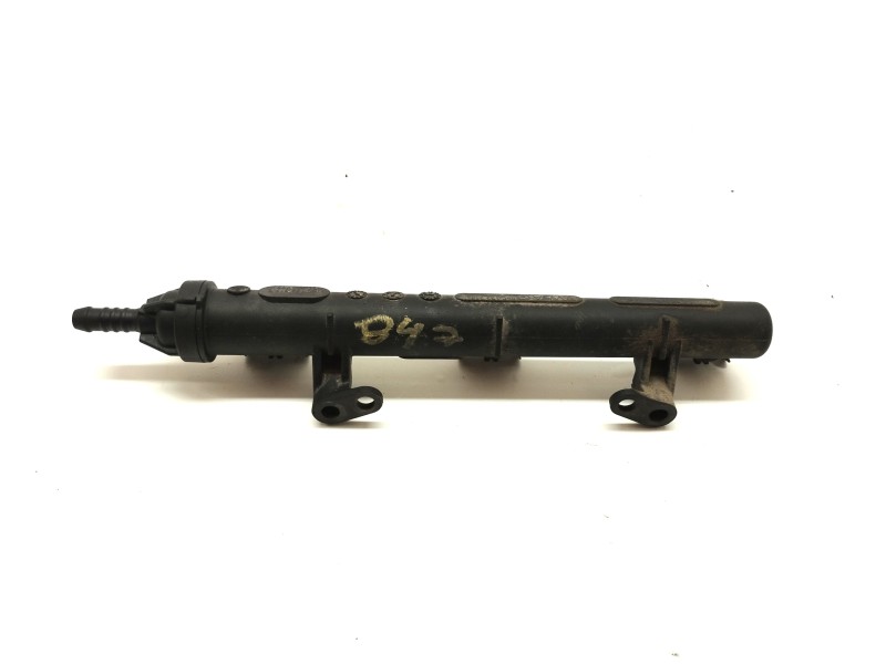 Recambio de rampa inyectora para seat mii (kf1) 1.0 referencia OEM IAM 04C133317E  