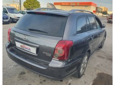 Recambio de cerradura puerta trasera derecha para toyota avensis wagon (t25) 2.0 d-4d executive referencia OEM IAM   
