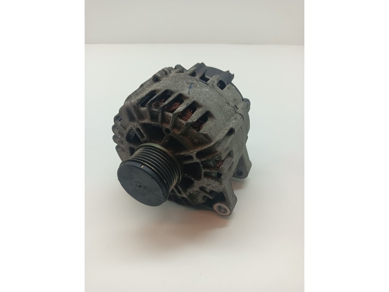 Recambio de alternador para citroën c3 1.4 hdi referencia OEM IAM 9678048880  