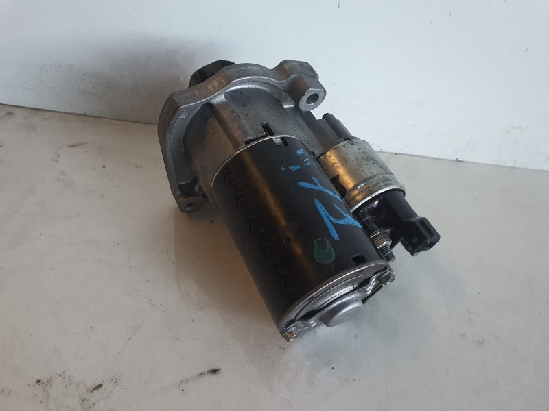 Recambio de motor arranque para peugeot 208 allure referencia OEM IAM 9674077280  