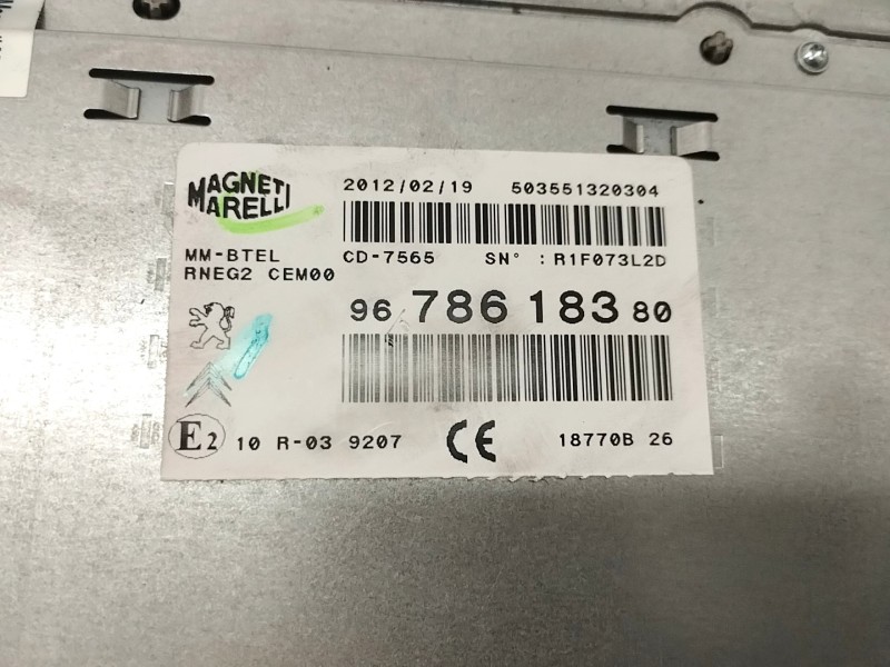 Recambio de sistema audio / radio cd para peugeot 508 sw 2.0 16v hdi fap referencia OEM IAM 9678618380  
							