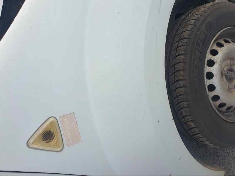 Recambio de aleta delantera derecha para renault kangoo express 1.5 dci referencia OEM IAM   