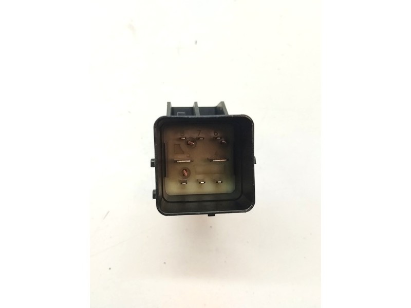 Recambio de caja precalentamiento para peugeot 508 sw 2.0 16v hdi fap referencia OEM IAM 9640469680  