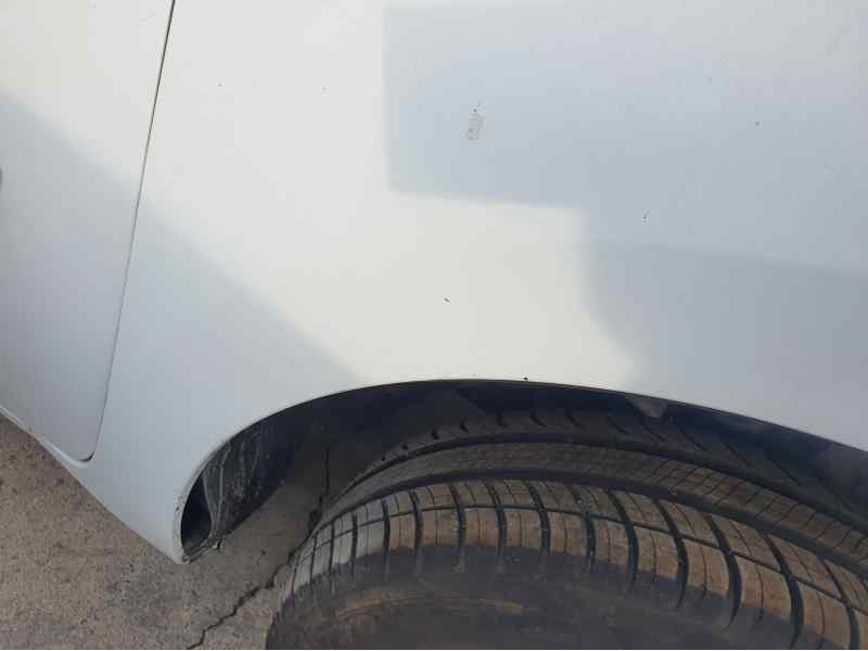 Recambio de aleta delantera derecha para renault kangoo express 1.5 dci referencia OEM IAM   