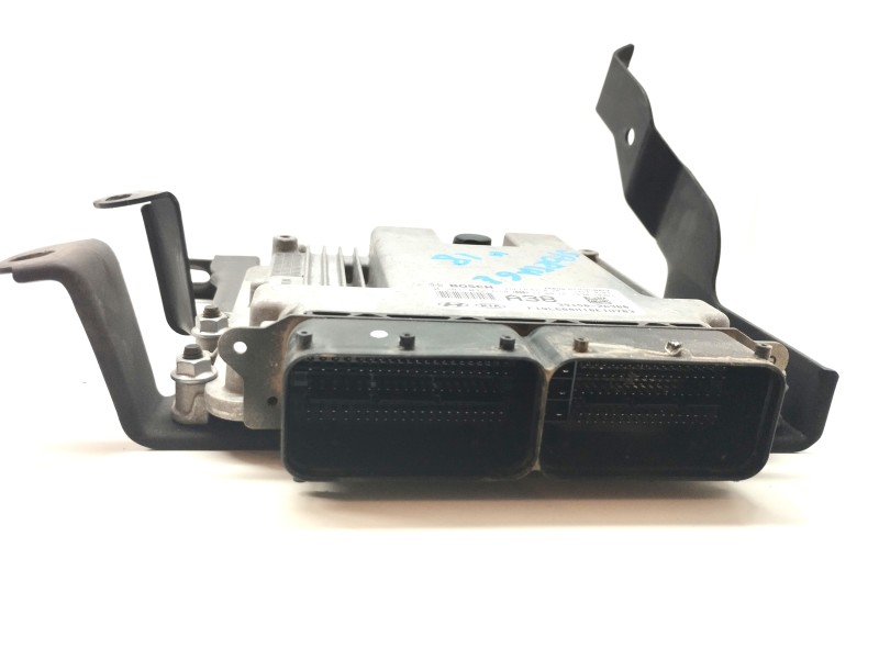 Recambio de centralita motor uce para kia sportage line 2wd referencia OEM IAM 391502A380  
							