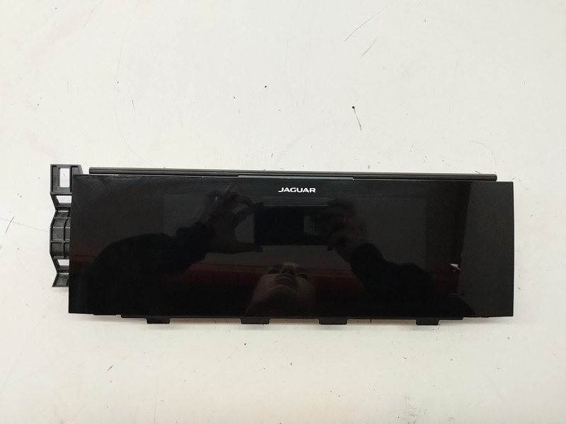 Recambio de pantalla multifuncion para jaguar i-pace se referencia OEM IAM   