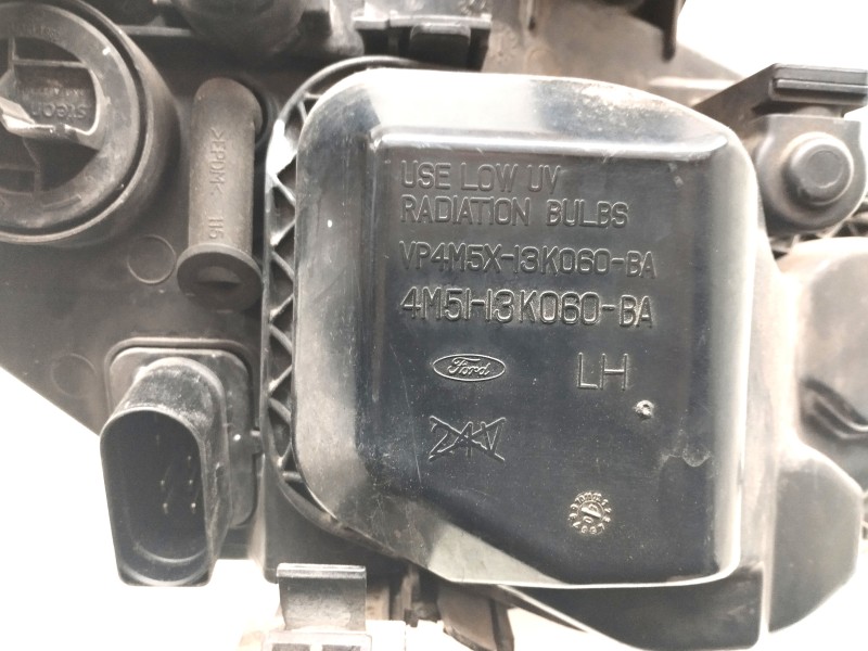 Recambio de faro izquierdo para ford focus berlina (cap) 1.6 tdci cat referencia OEM IAM 4M5H3K060BA  