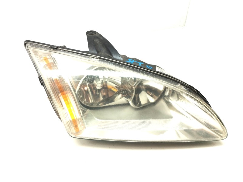 Recambio de faro derecho para ford focus berlina (cap) 1.6 tdci cat referencia OEM IAM 4M5113K060AA  