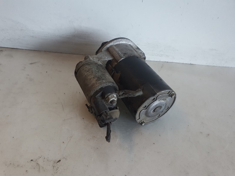 Recambio de motor arranque para kia soul 1.6 crdi cat referencia OEM IAM 361002A300  